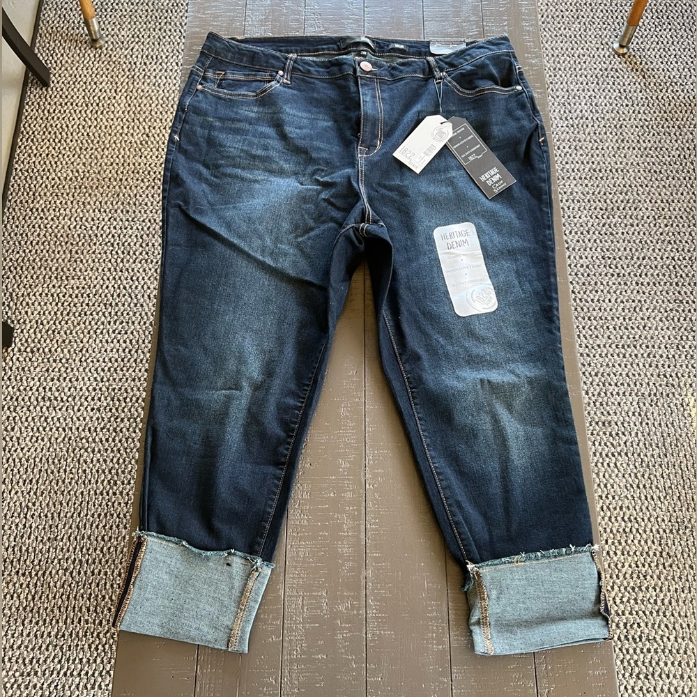 1822 Denim Dark Blue Taylor Cuffed Cropped Jeans 24W BNWT!